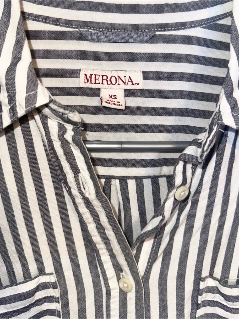 Merona Gray and White Vertical Stripe Button Down Shirt - Picture 2 of 3